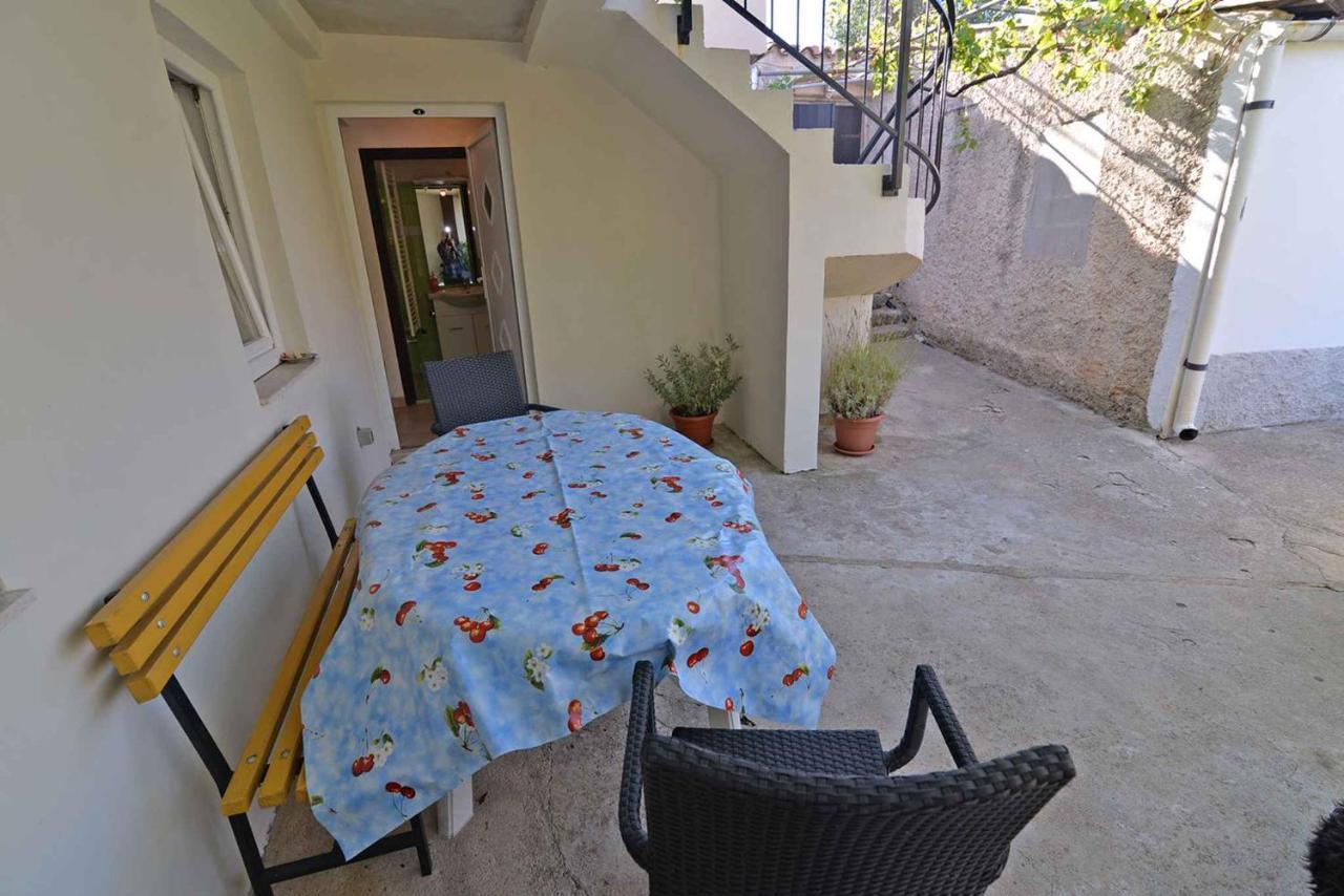 Apartments In Veli Losinj 33612 Exterior foto